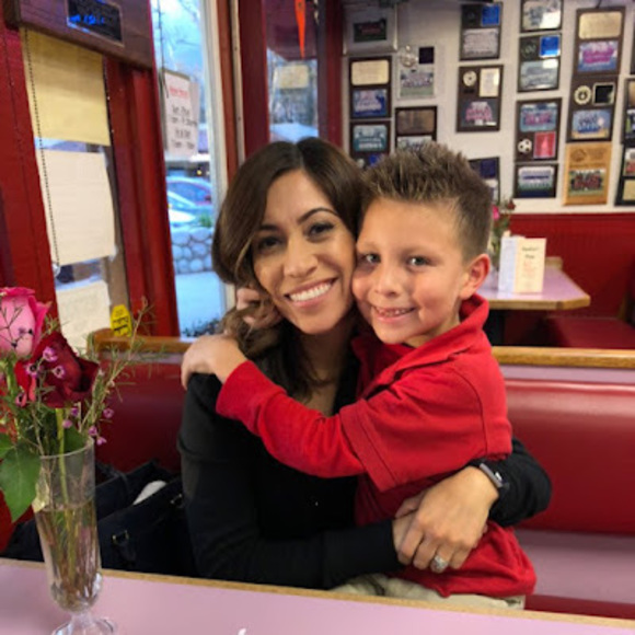 Meet your Posher, Maribel - Picture 1 of 1